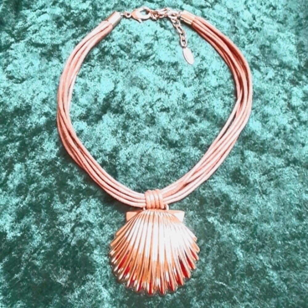 Necklace - Picture 2 of 5